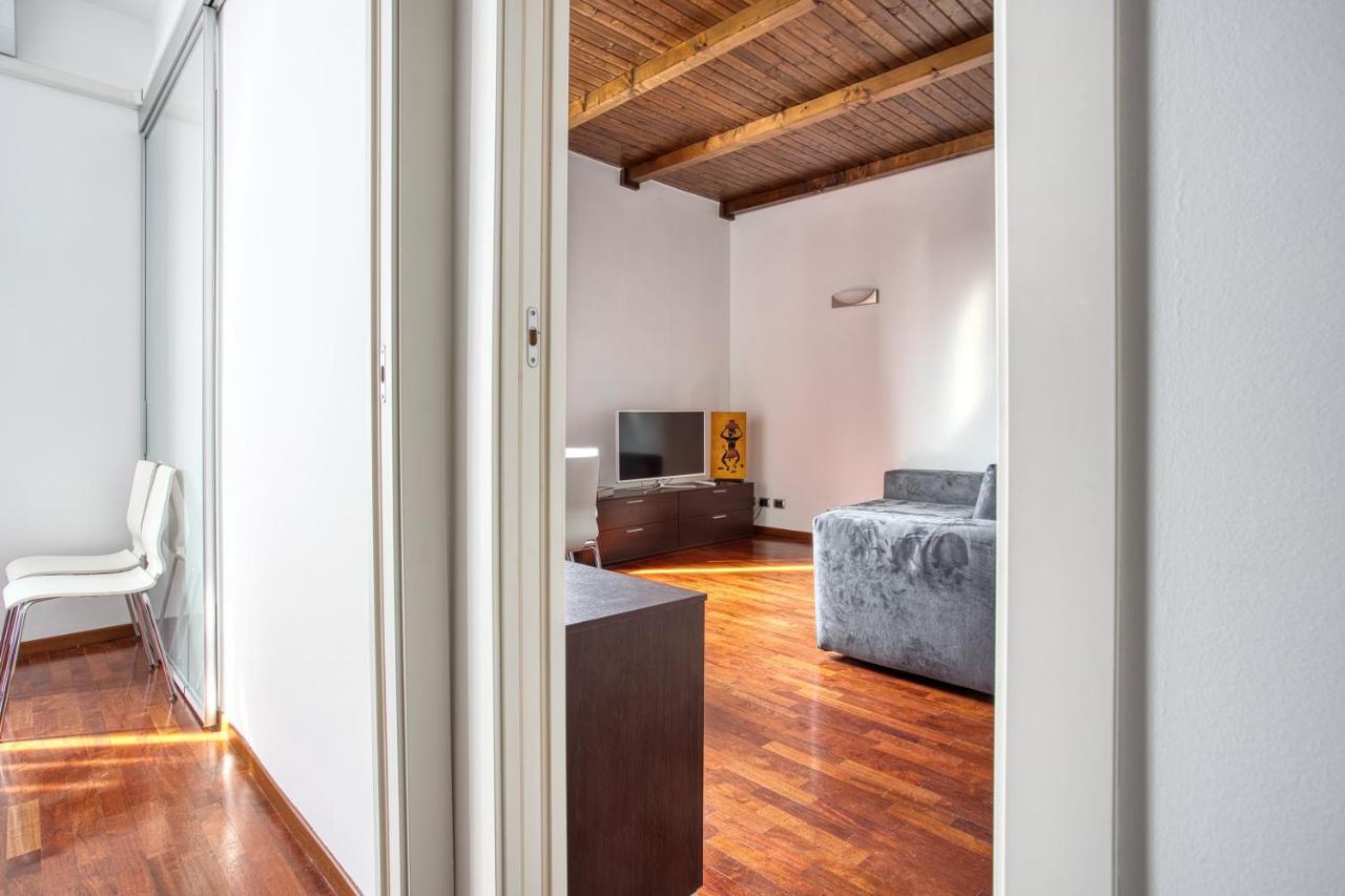 Joivy Charming Apartment In The Heart Of Isola District Milan Luaran gambar